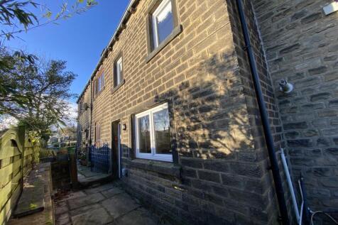 Bramleys Estate Agents - Squarefield - Scholes Moo