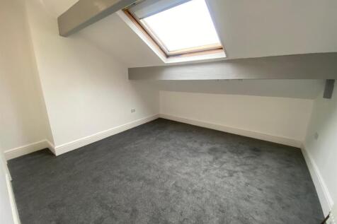 second floor bed front.jpg