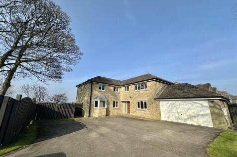 Bramleys Estate Agents - Bullace Trees Lane -  (32
