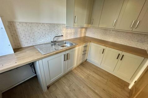 Bramleys Estate Agents - Bullace Trees Lane -  (23