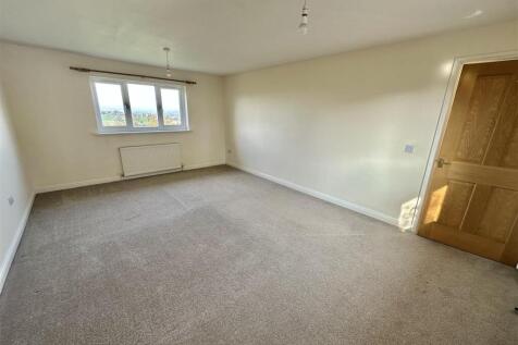 Bramleys Estate Agents - Bullace Trees Lane -  (7)