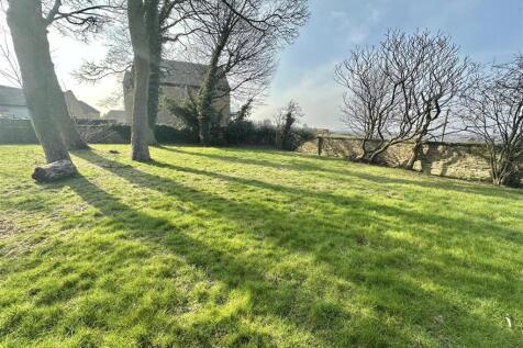 Bramleys Estate Agents - Bullace Trees Lane -  (26