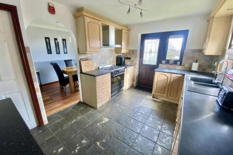 Bramleys Estate Agents - Headlands Road - Liversed
