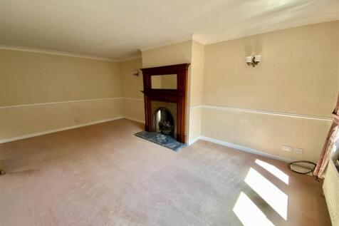 Bramleys Estate Agents - Hopton Lane - Mirfield (2