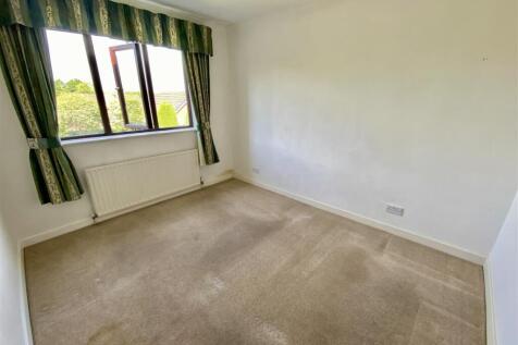 Bramleys Estate Agents - Hopton Lane - Mirfield (2