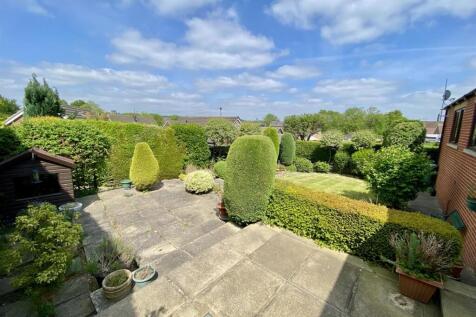 Bramleys Estate Agents - Hopton Lane - Mirfield (1