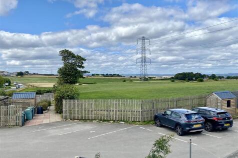 Bramleys Estate Agents - The Orchards - Bellstring