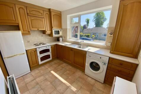 Bramleys Estate Agents - Westfields Avenue - Mirfi