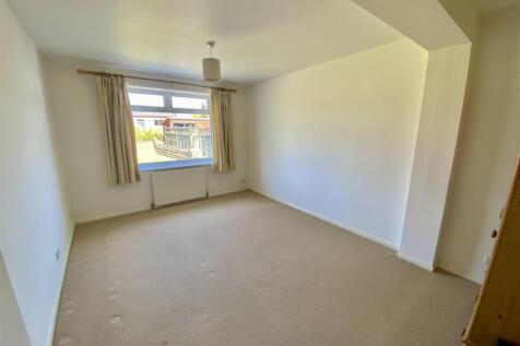 Bramleys Estate Agents - Westfields Avenue - Mirfi