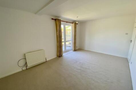 Bramleys Estate Agents - Westfields Avenue - Mirfi