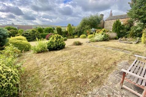 Bramleys Estate Agents - Meadow Bank Crescent - Mi