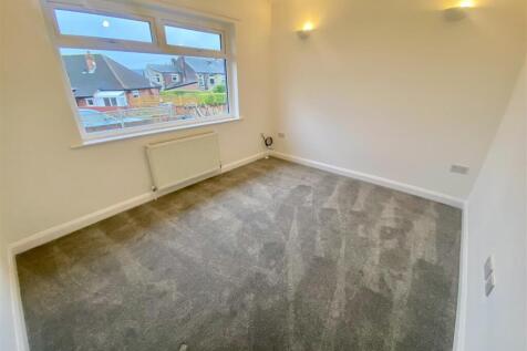 Bramleys Estate Agents - Hepworth Drive - Mirfield