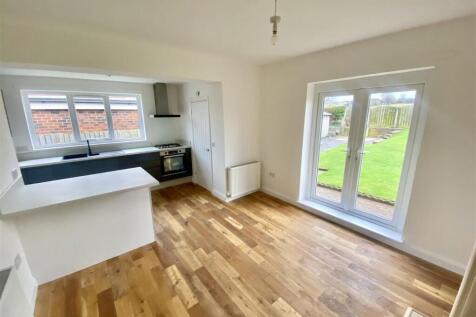 Bramleys Estate Agents - Hepworth Drive - Mirfield