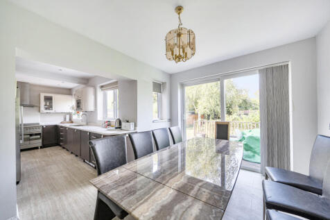 1356592-9-68cc0a1...