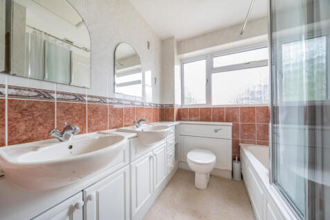 1347632-22-68b703...