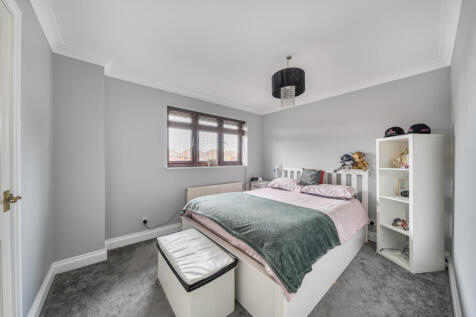 1373322-13-6909ff...