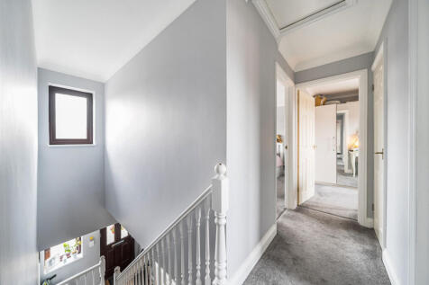 1373322-9-6909ffb...