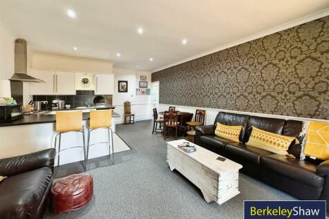 Annex Kitchen/Living