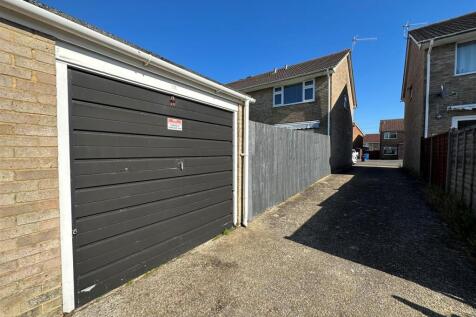garage.jpg