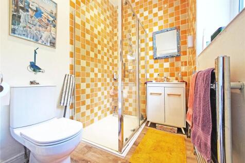 En-Suite Shower