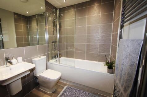 family-bathroom_v2.jpg