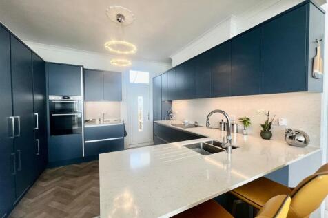 WhatsApp Image 2025-10-21 at 1.38.53 PM.jpeg