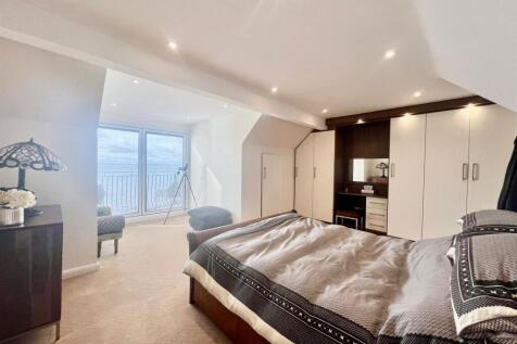 WhatsApp Image 2025-10-21 at 1.38.48 PM (4).jpeg