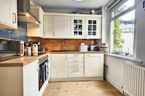 Light, Bright Kitchen