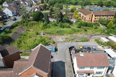 b1ee8990-bc5a-404...