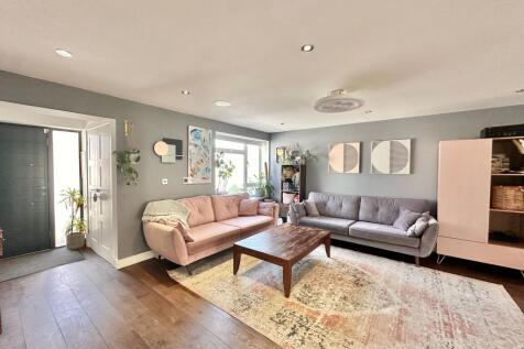 Open-plan Kitchen/Living Room