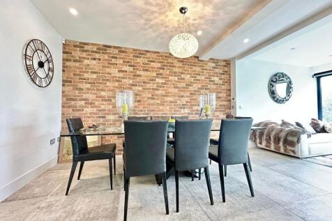 Open-plan Kitchen/Living/Dining Room