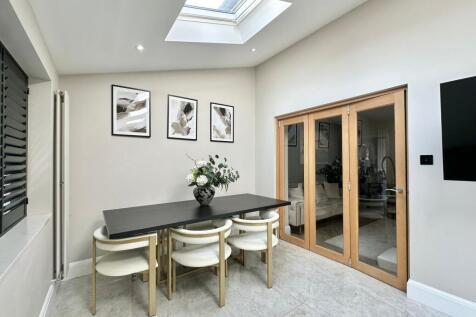 Open-plan Lounge/Diner