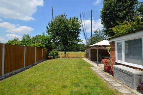 7 Gilpin Cres gdn June.JPG