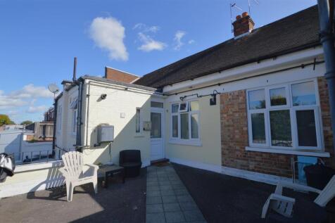 50A High Street roof terrace.JPG