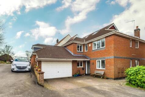 CAM02023G0-PR0126-STILL029