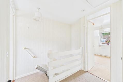 CAM02023G0-PR0139-STILL023