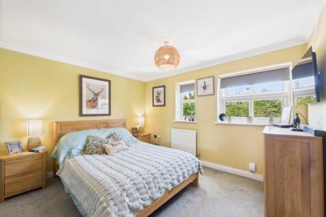 CAM02023G0-PR0161-STILL052