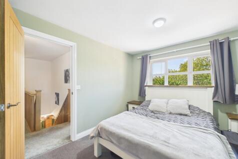 CAM02023G0-PR0161-STILL045