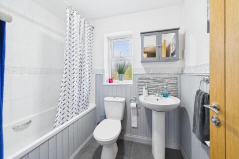 CAM02023G0-PR0161-STILL041