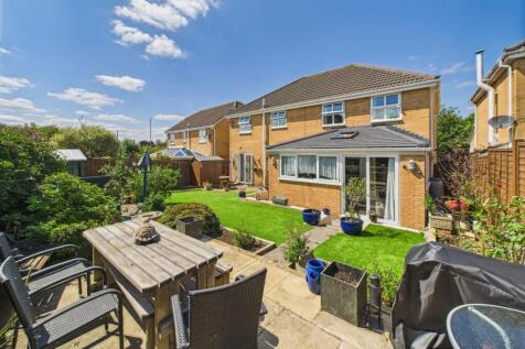 CAM02023G0-PR0161-STILL026