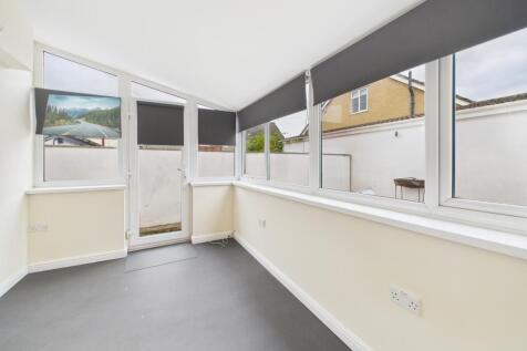 CAM02023G0-PR0181-STILL020