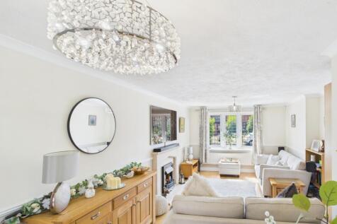 CAM02023G0-PR0149-STILL023