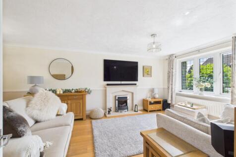 CAM02023G0-PR0149-STILL019