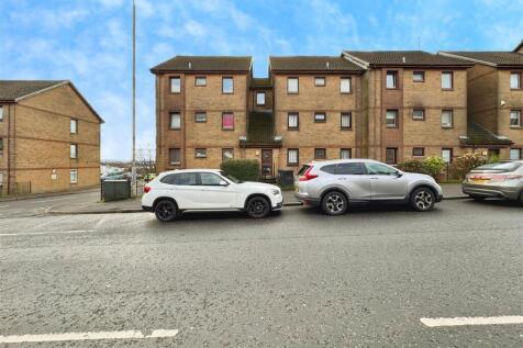 2 bed flat to rent Second Ave, Clydebank G81