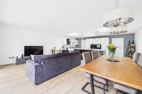 Kitchen/Dining/Living