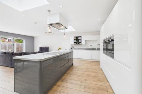 Kitchen/Dining/Living