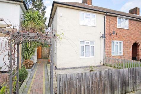 2 Bedroom Houses For Sale In London Rightmove