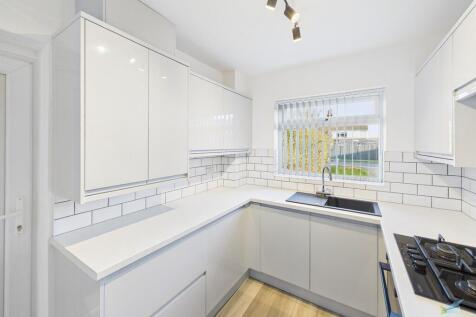 CAM03111G0-PR0422...