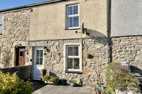 2 Bedroom Mid Terraced House for Sale