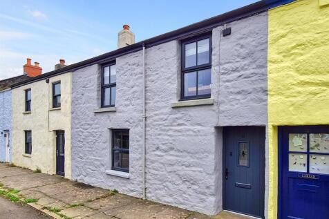 3 Bedroom Mid Terraced House for Sale